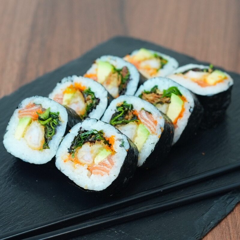 Salmon & Ebi Prawn Futomaki Roll