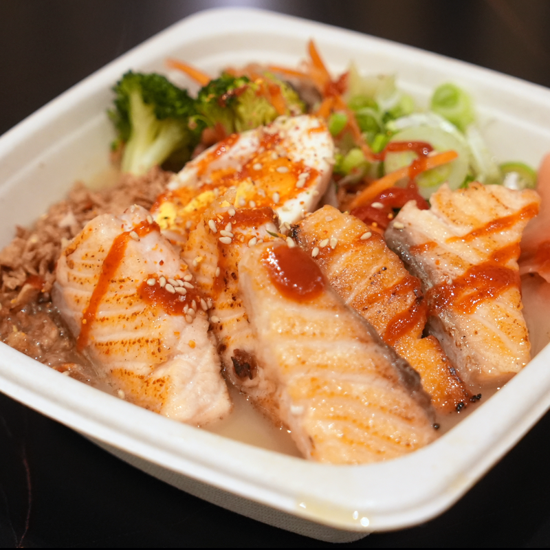 Grilled Salmon Ramen