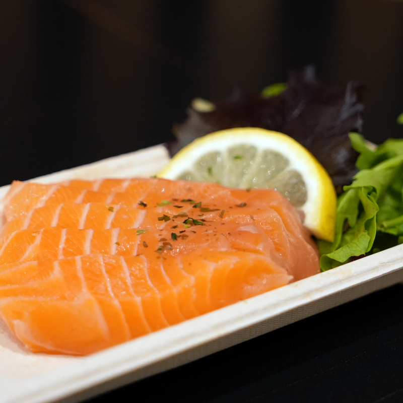 5 Pcs Salmon or Tuna Sashimi - Image 2